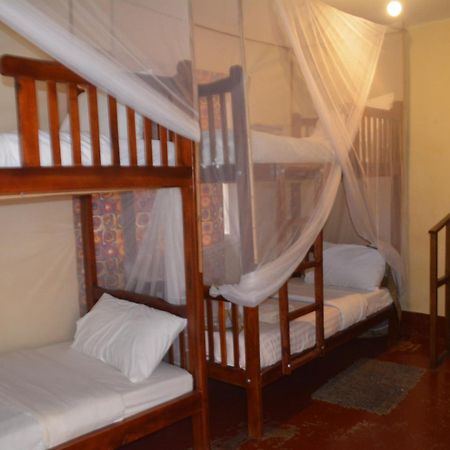 הוסטל Jinja Backpackers מראה חיצוני תמונה