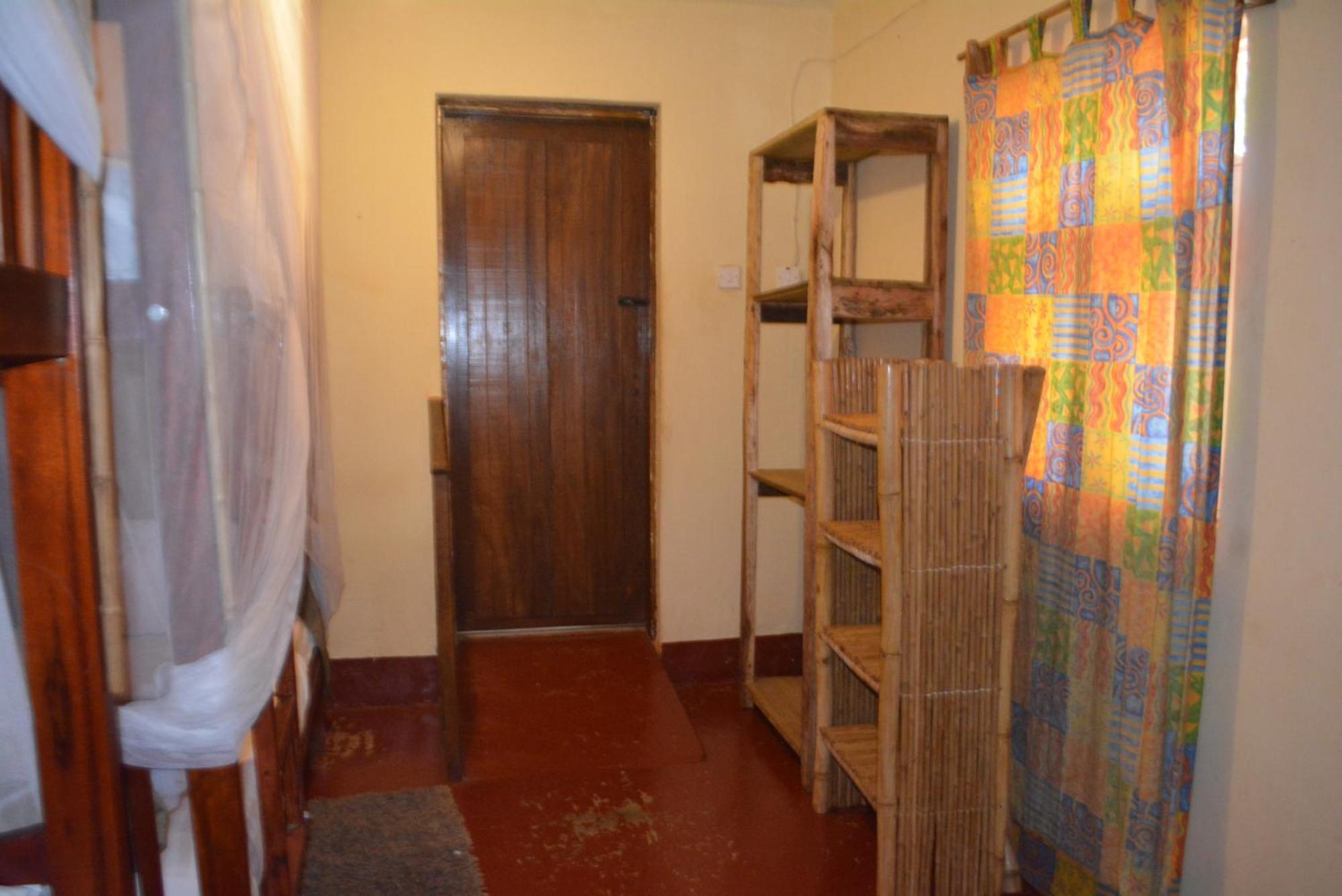 הוסטל Jinja Backpackers מראה חיצוני תמונה