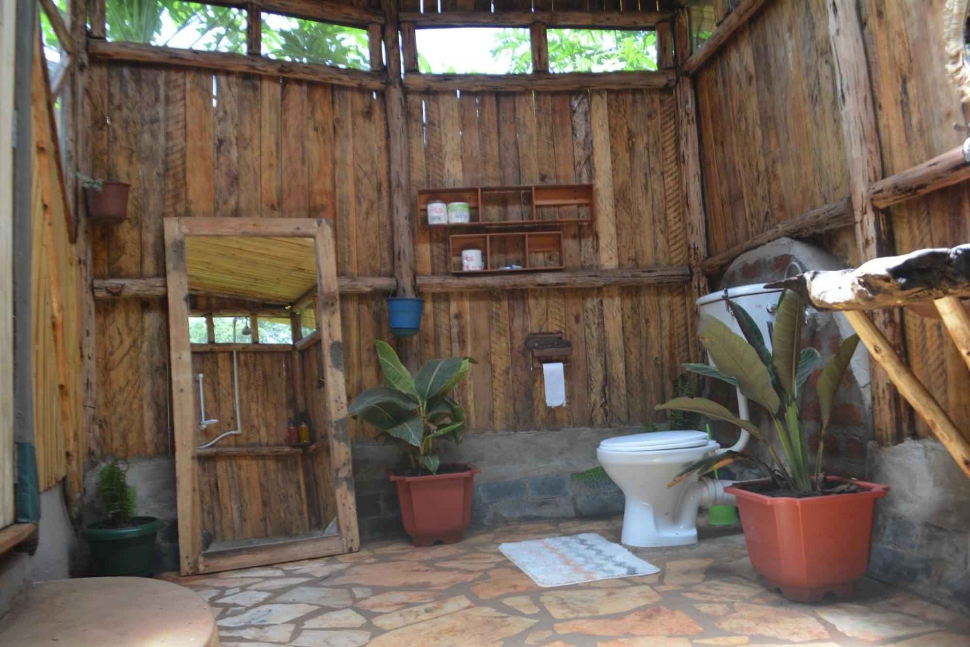 הוסטל Jinja Backpackers מראה חיצוני תמונה