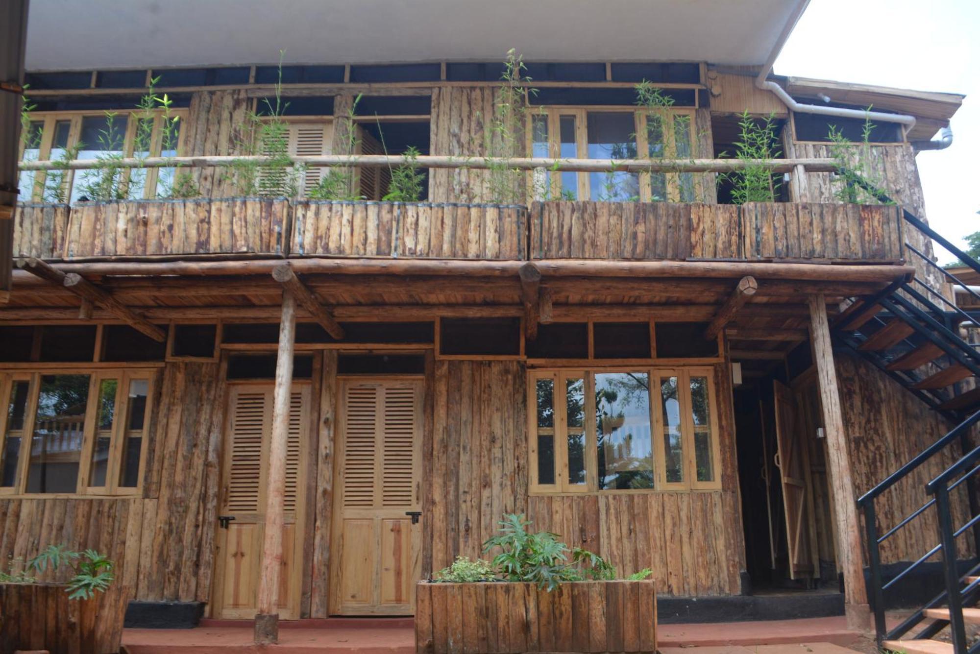 הוסטל Jinja Backpackers מראה חיצוני תמונה