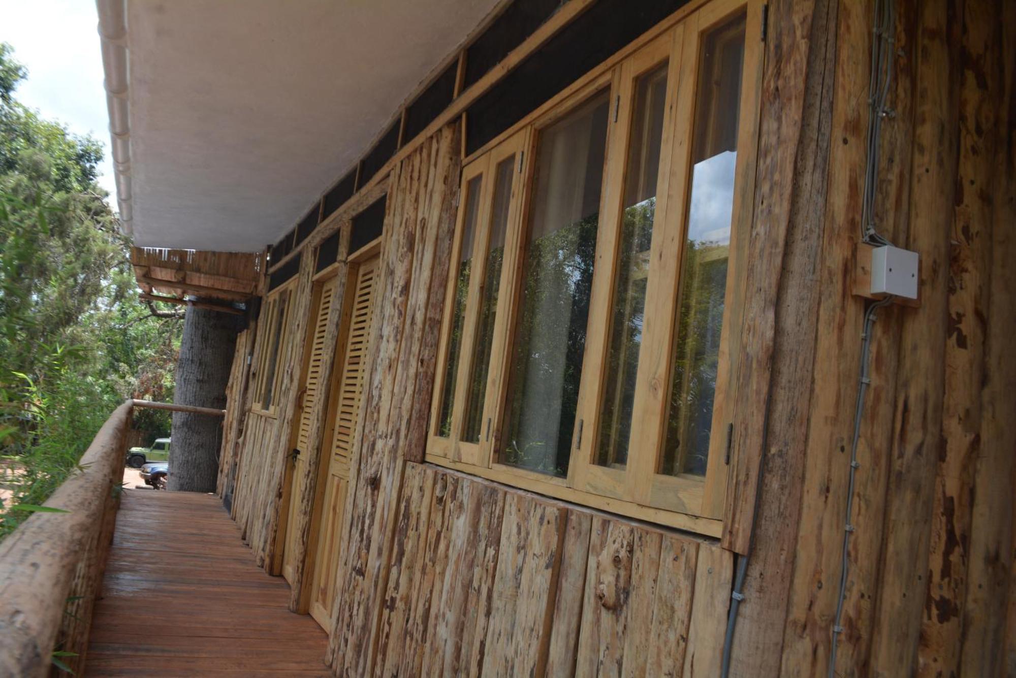 הוסטל Jinja Backpackers מראה חיצוני תמונה