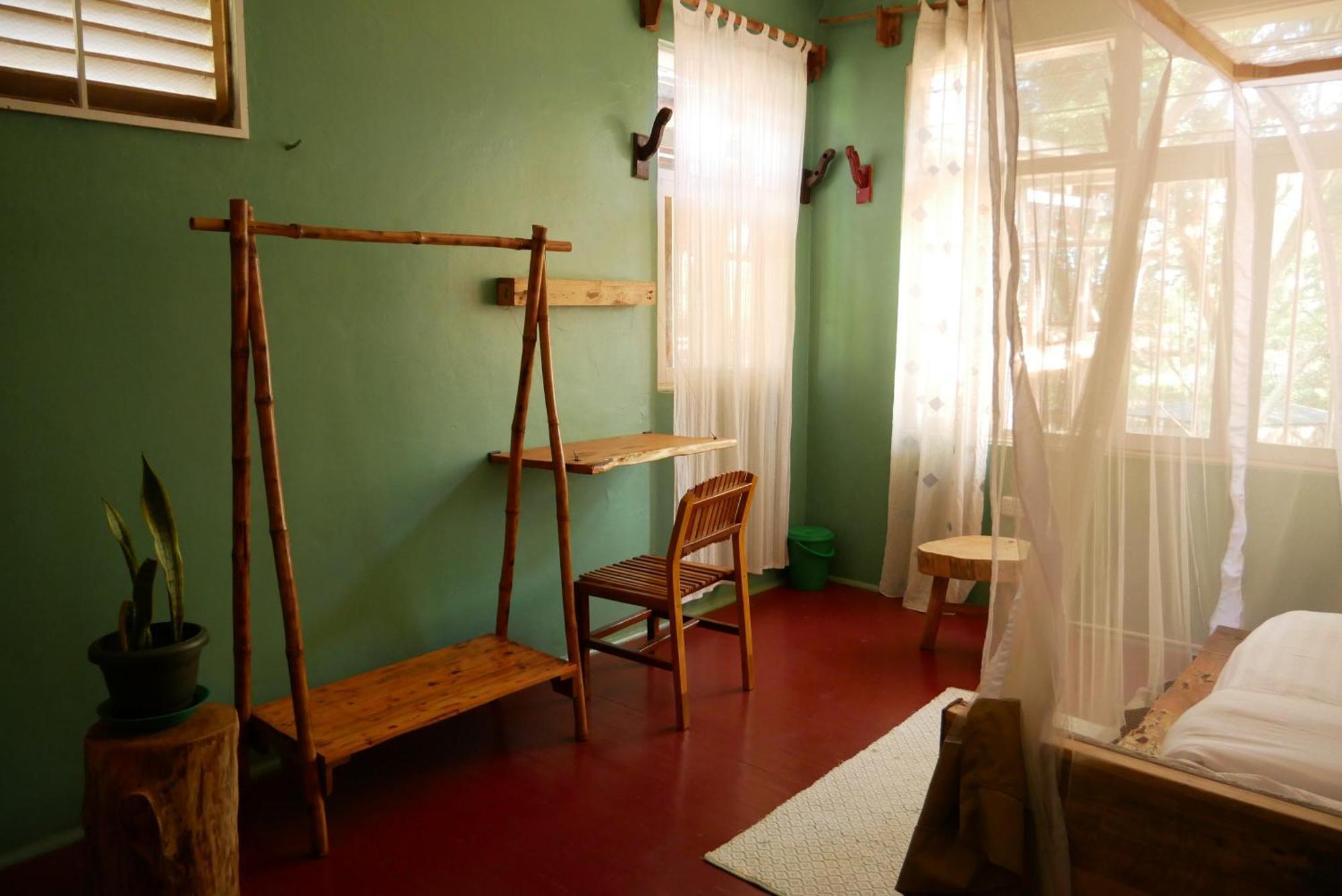 הוסטל Jinja Backpackers חדר תמונה
