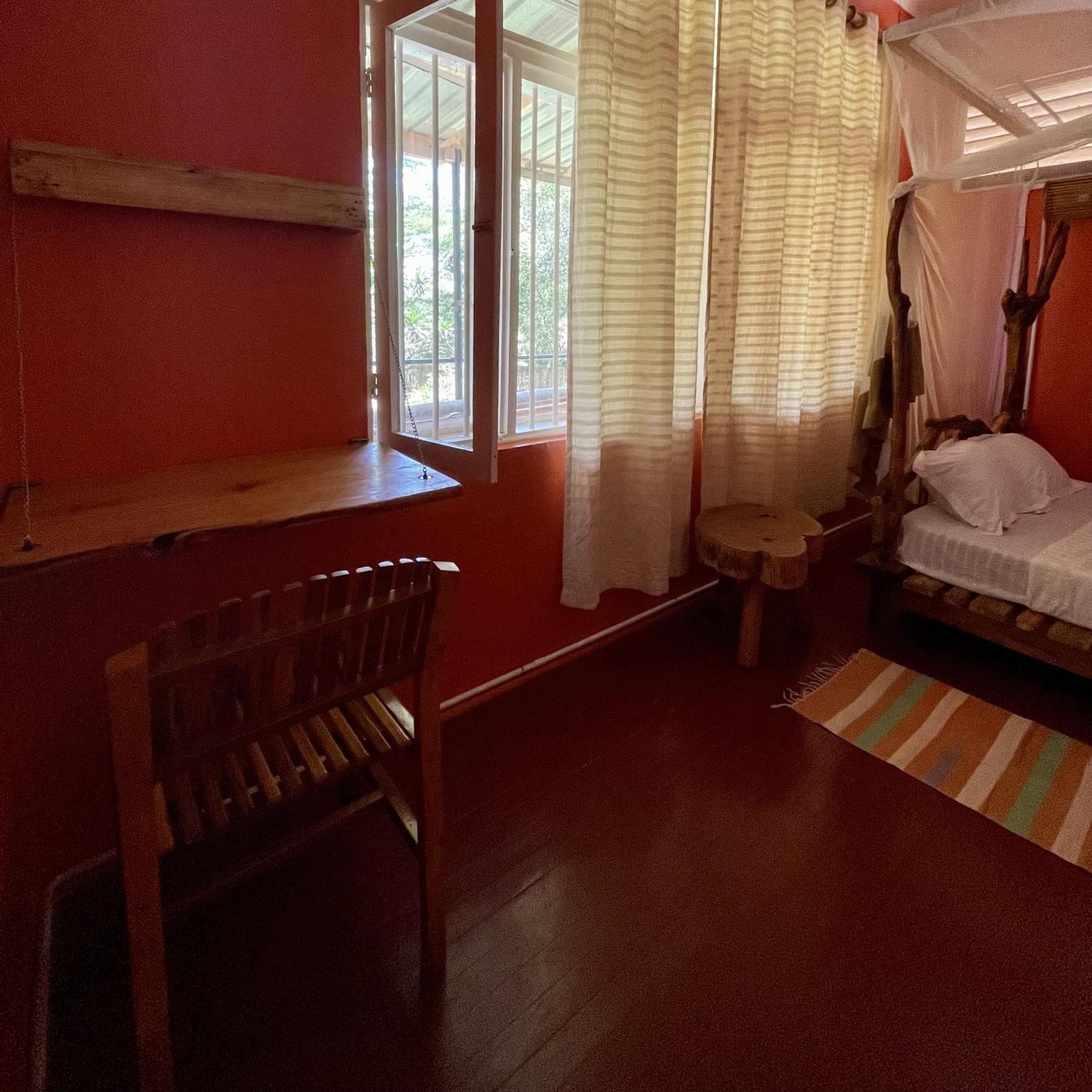 הוסטל Jinja Backpackers חדר תמונה